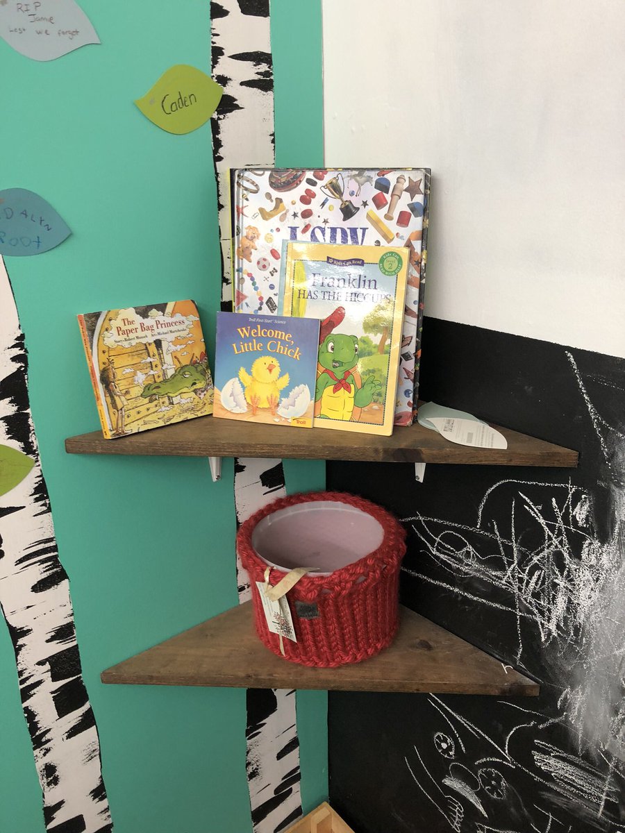 literacyFTW's tweet photo. This is how to make Literacy a way of life! What if every retail owner had spaces for families to read and sing and play while they shopped?  

Thank you to @TheBeenGarden for being a #familyliteracy champion in #LdnOnt. #2000words https://t.co/icvmmWdJ3y