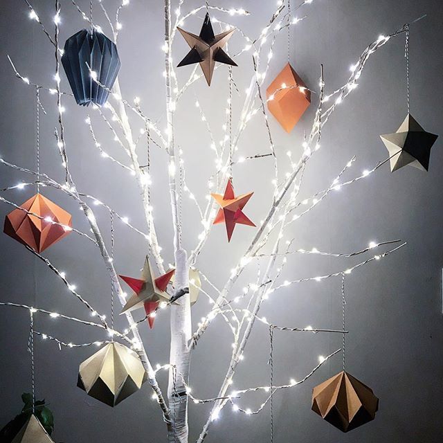 OpenhausK's tweet photo. Wishing you all a creative Christmas from the Openhaus team @openhauskitchens @foldbaubles #foldbaubles #fb
.
.
.
#openhaus #rationalkitchen #kitchendesign #luxurykitchen #sussex #surrey #designinterior #interiordesign #architect #kitchenarchitecture #dr… https://t.co/UFemptCDJQ https://t.co/q4oqqhoxYp