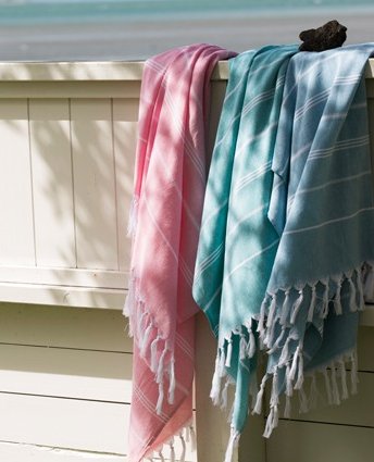 PonsonbyCentral's tweet image. Towels, soaps, pillowslips, napkins, pj's, robes, and of course beautiful sheets and duvets.
@wallacecotton have Christmas covered. 
#christmasaccessories #personalgifts #pjs