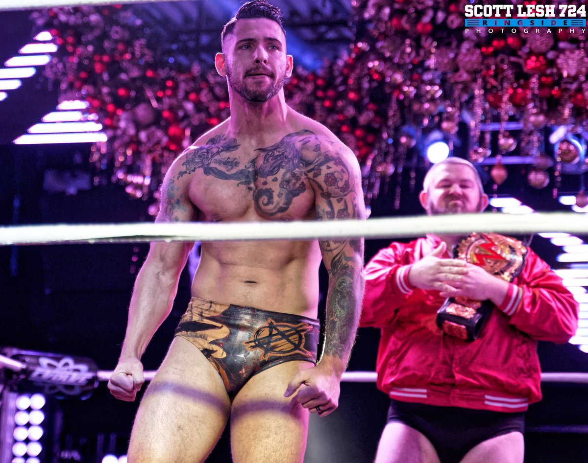 ScottLesh724's tweet photo. @Antnyhenry @RealJDDrake #EVOLVE117 https://t.co/4Qm3Dg2LlH