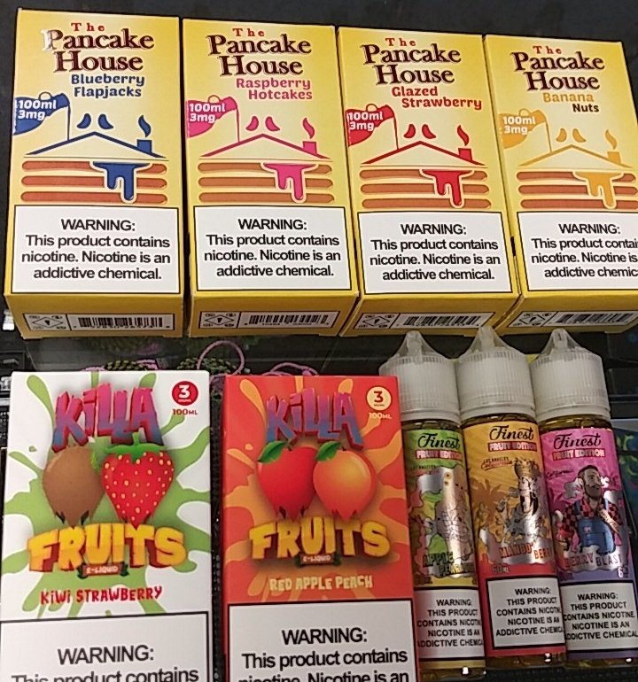 Hey! Hi! What's up vape fam! Come keep me busy today! I'll be here till seven. 10% off any mod or glass purchases, today only!!! Let me hook it up for the holidazze! We've got a ton of new juice, vapes and rigs!