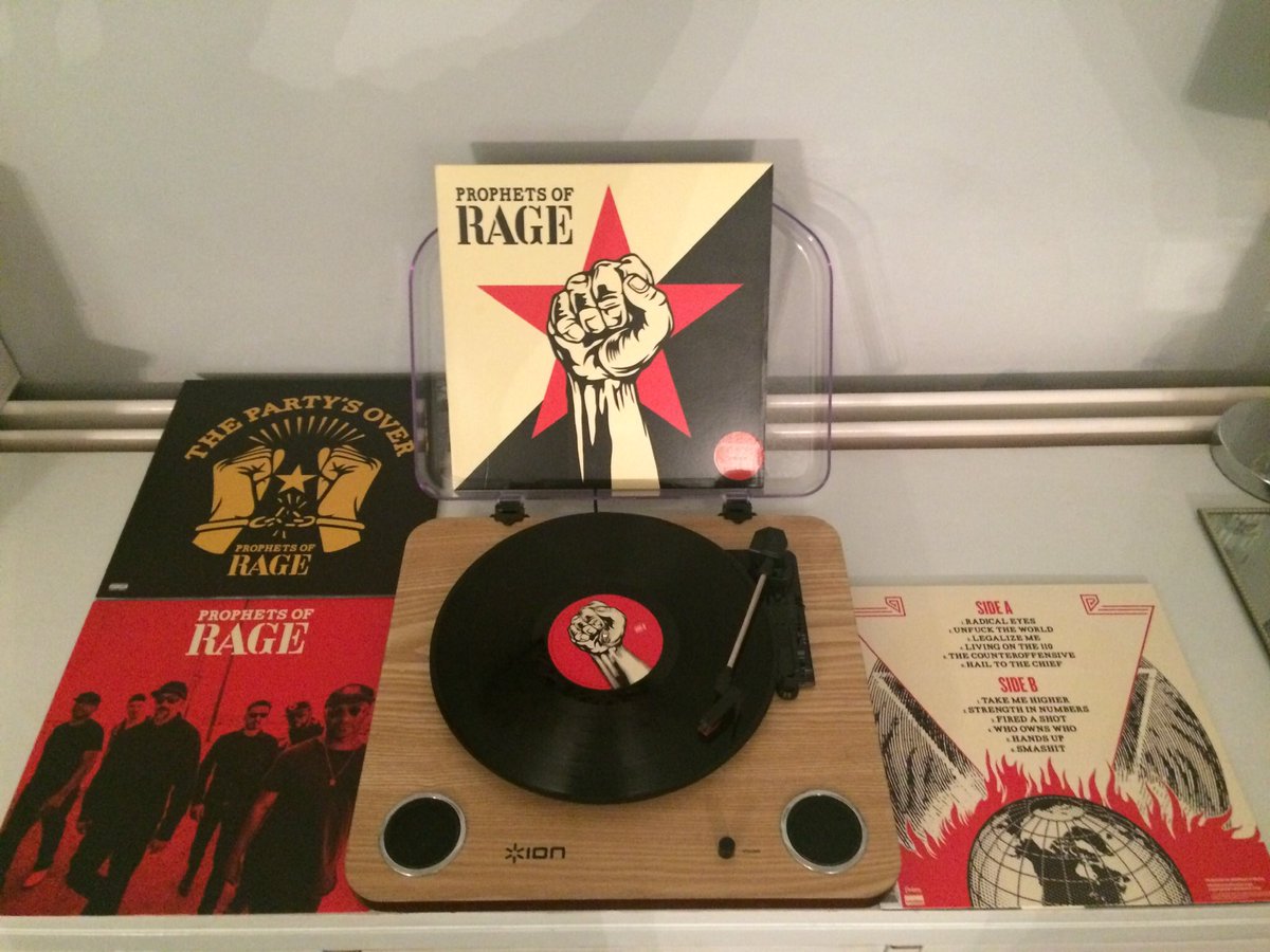 Cockney_Boy's tweet image. #NowSpinning @prophetsofrage ✌🏻

@MrChuckD @tmorello @BradWilkdrummer @B_Real @DjLORDofficial #TimCommerford  #ProphetsOfRage