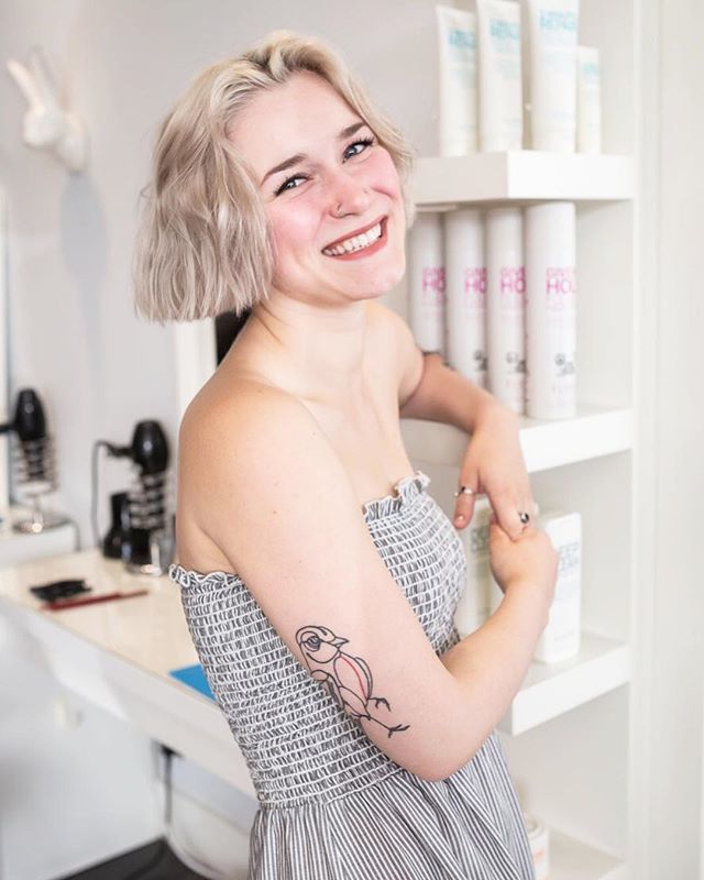 Happiest birthday to this sweet angel! @hanniechyzler 😇💝 #lovepoho bit.ly/2RcaFKx