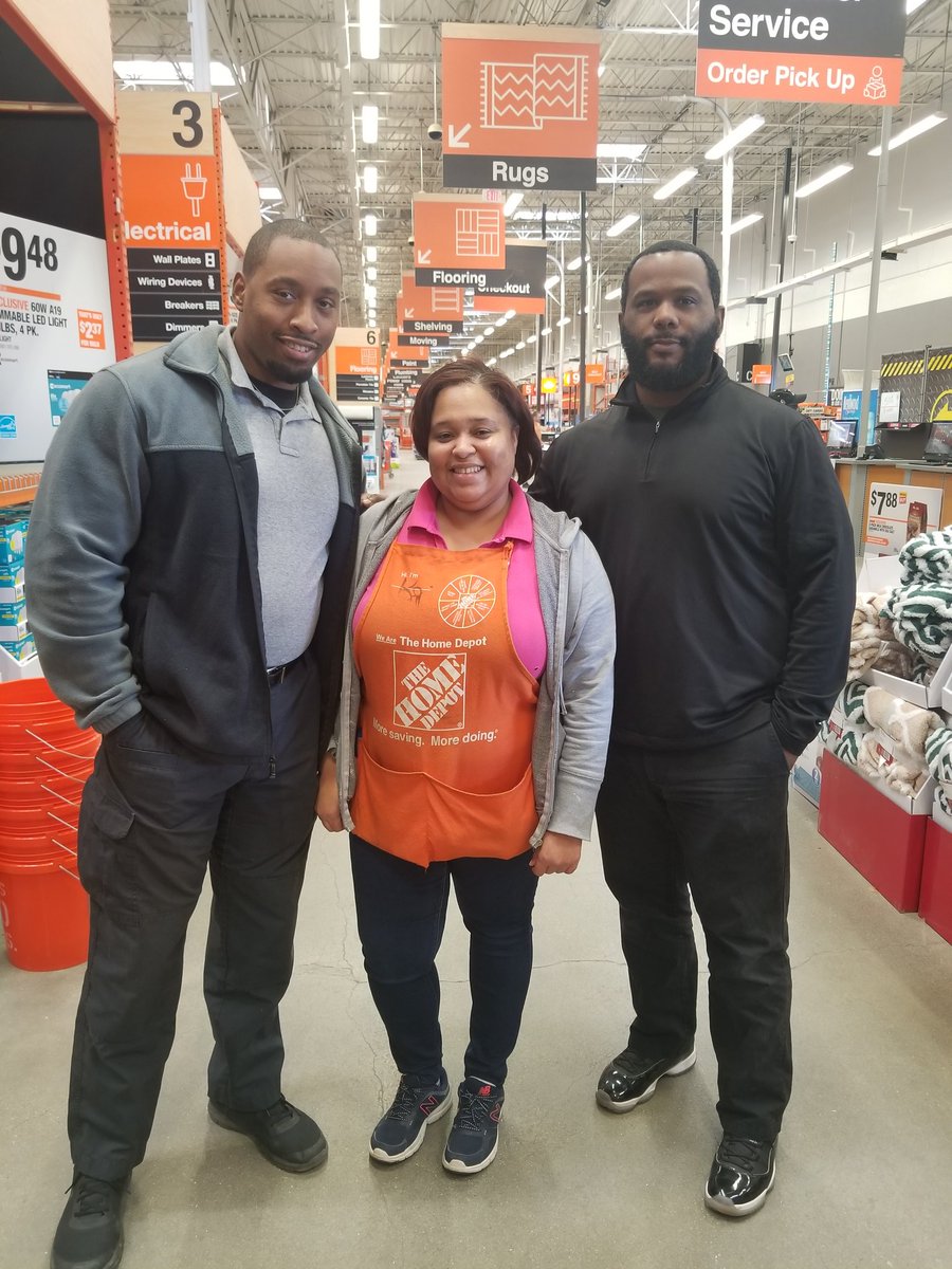 Congratulations to Kai, our Customer Service associate with a $2100.00 recovery. Awesome Job Kai! #357 <a href="/BobbyPendleton3/">Bobby Pendleton</a> @JeffHarrisAPTHD @gregserigny <a href="/bbr840/">bily riley</a>