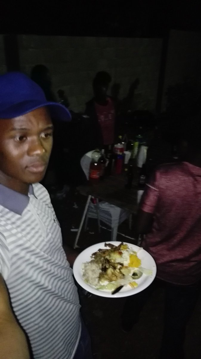 MarshallGwede's tweet photo. Attending a graduation party. #festive #HiDecember #Social #SocialScene #SocialMedia #SocialMarketing https://t.co/OFPQJKl7P8