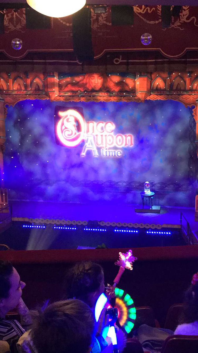 Absolutely Fabulous Panto Once Again 👏🏼 We Absolutely Love @MikeDoyleComedy Can't Wait For Cinderella Next Year Already 🎅🏼🎄🎉 @New_Theatre