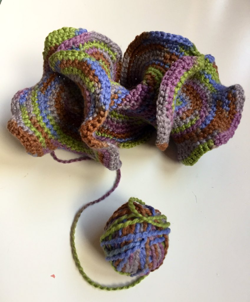 mathinyourfeet's tweet photo. Work in progress, part 2, two views #hyperbolicplane #noneuclidean #geometry #mathart #mathyarns https://t.co/h6LMhTlllW