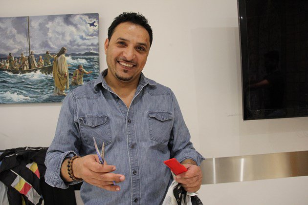 Syrian refugees offer free haircuts for homeless dlvr.it/QvBPDy https://t.co/j6v7OKQyeG