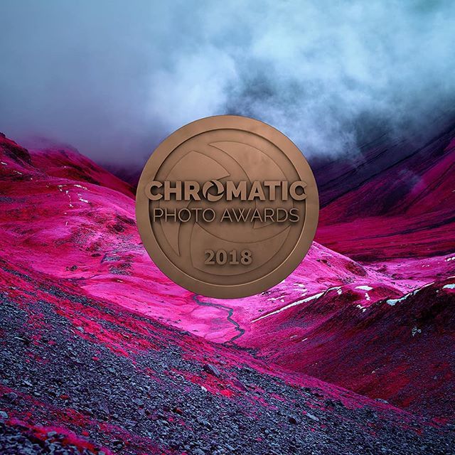 Happy to receive bronze at the Chromatic Photography Awards bit.ly/2SgkHrx