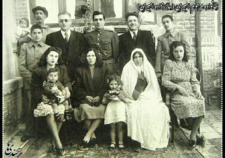 خانواده امیر تومان سالارزاده که سفیر ایران در فرانسه بود بعدها در سراب اعلام شاهی کردند بخشی از آزربایجان را به تصرف در آوردند پدربزرگ پدربزرگ من فرمانده این قوا بود که در جنگ کشته شد بعدها این خان نشینی فروپاشید