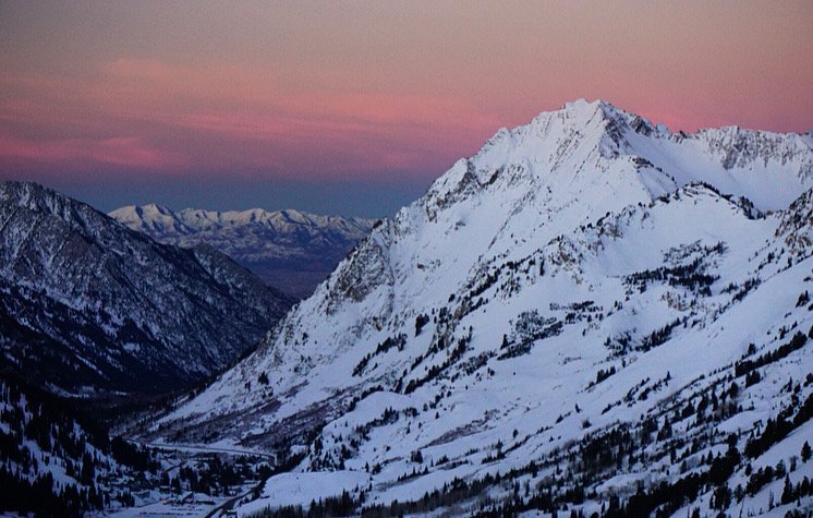 RustlerLodge's tweet photo. #altamagic #superior #alta #nuketown #rustlerlodge
Photo Credit: Joe Campanelli https://t.co/Jr8GvnCtkU