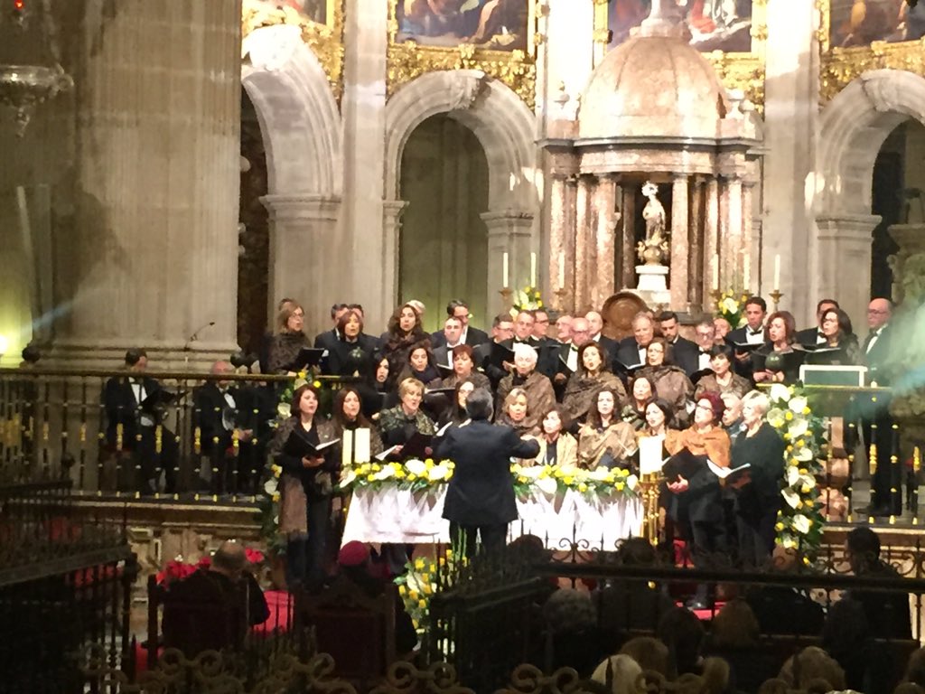 Magnificas actuaciones  para comenzar la Navidad. Con Daemon &amp; Friends y <a href="/accichorus/">Accichorus</a>. Enhorabuena a todos y FELIZ NAVIDAD.💫