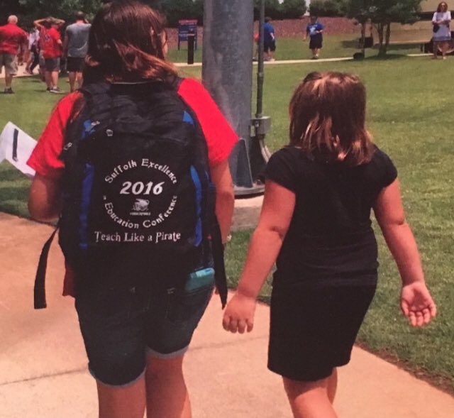 cewalsh31's tweet photo. @chrlafferty here’s another #SEEC2016 swag pic of this amazing backpack. This is @SpaceCampUSA 2018 https://t.co/rXXH58VYaC