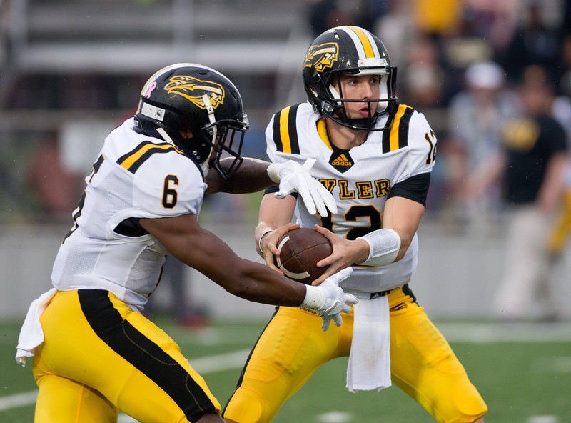 Maleek_v5's tweet image. Extremely Blessed to receive my second offer from Tyler JC #ApacheStrong 🏈