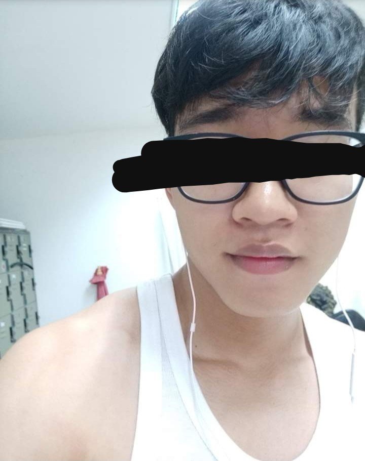Tummynaja's tweet photo. แอดมิน เผื่่อจะเดินสวนกัน #ผู้ชายใส่แว่น https://t.co/lV9Xywe3c3