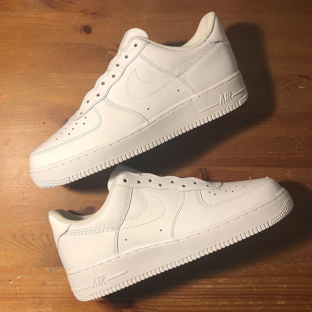 whoisryder's tweet photo. hand painted by yours truly®️🧀 https://t.co/1YwywIJlZq