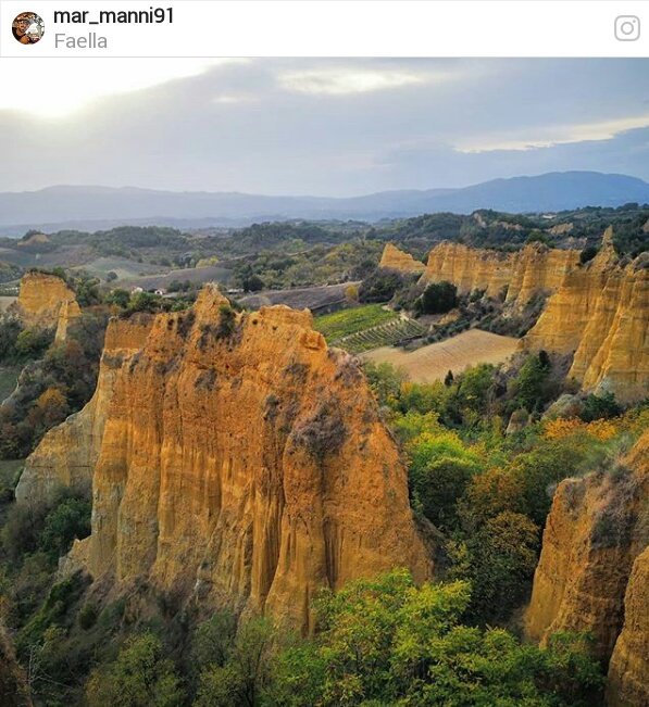 ReggelloTurismo's tweet photo. #lebalze #Reggello #valdarno #toscana
E poi diteci che non sono meravigliose! Ma dove lo trovate uno spettacolo così? https://t.co/OSxSXc1SJV