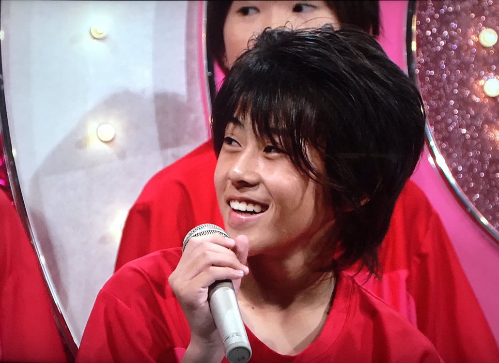 ryuseiya8's tweet photo. 末澤「中学3年生です。よろしくお願いします」
小山「？！中3？！もっと下に見えるね？！」
中丸「小学生ぐらいかと思った…」
小山「つぎ高1？」
末澤「はい」
中丸「じゃ2年後、高2？」
末澤「はい」
大智「え、じゃあ3年後、高3？！」
小山「終わんない終わんないw」

総じて失礼だぞww https://t.co/0Vu2FZq7ZQ