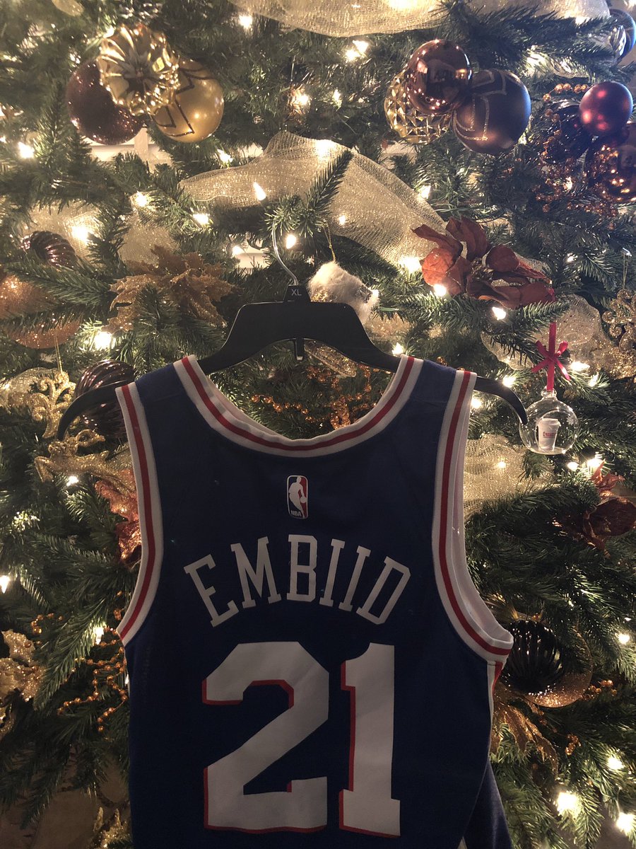 🎁🚨 GIVEAWAY 🚨🎁

On Christmas Day, the #Sixers will take on the #Celtics. At halftime, I will choose a winner at random to WIN a Joel Embiid jersey! 

What you have to do ⤵️
• RT and like this!
• Follow <a href="/HoopsPhila/">Phila Hoops</a> and @ProCityHoops 

Have to have at least 50 RTs! Good Luck!