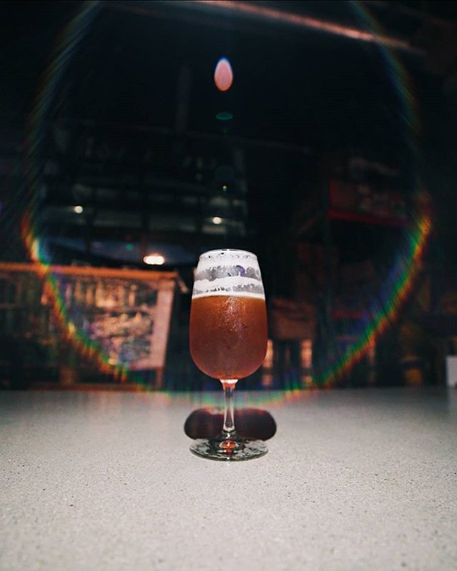 andrewmarksmith's tweet photo. Sierra Nevada's Resilience at @pariahbrewingco tasting crisp and just like a small variation of Celebration Ale with crystal malt and Cascade hops to go around in circles. And I don't know anybody who doesn't like Celebration...
.
.
.
.
.
#crafteverything #sierranevadabrewin… https://t.co/OszNnkgUrQ