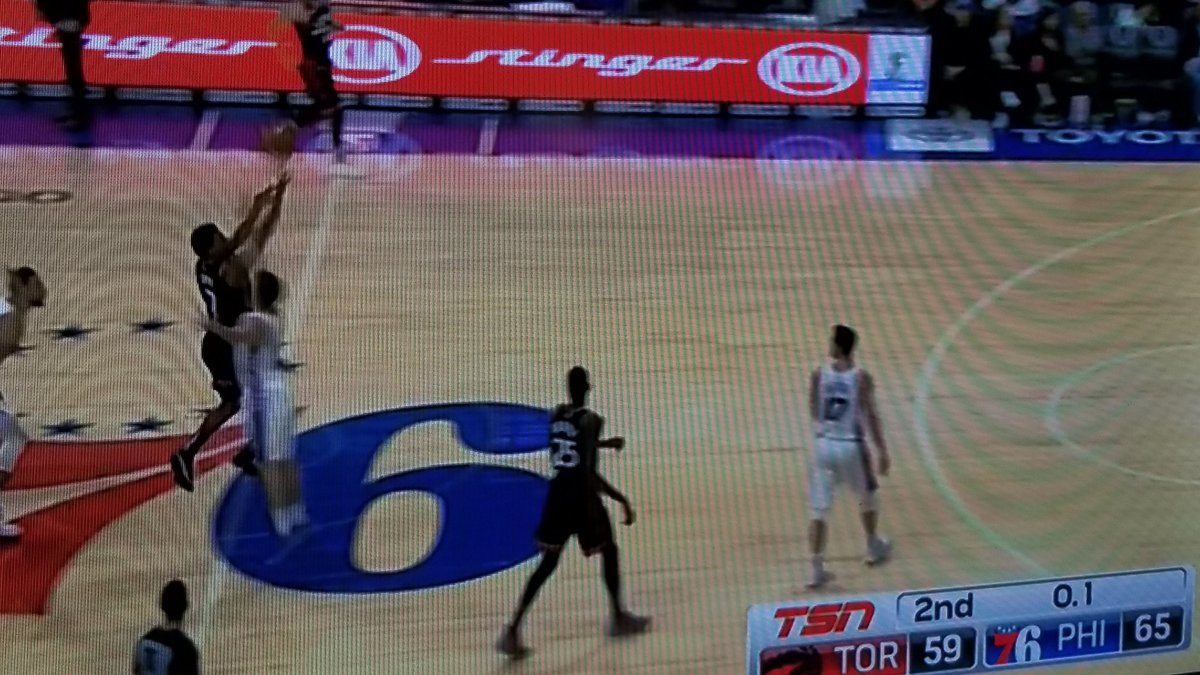 pastorcurtz's tweet photo. Kinda looks like that shot was off in time. Thoughts?? #raptors #rtz https://t.co/PgsIn08FZf