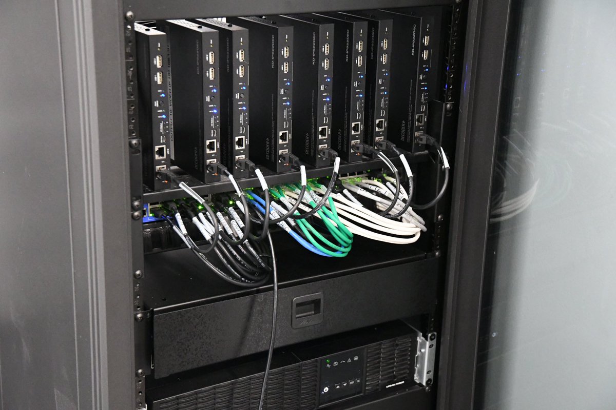 DHODonnell's tweet photo. #Avtweeps here’s a few shots from an #enterpriseAV system from INEX Systems #atl @rcie_atlanta #compasscontrol @KeyDigitalHQ #keydigital #ios #conferenceroom #technology #meetingspace #HDMI #4K #ultraHD @ClearOne @linksys @KlipschAudio @middleatlantic #VTC #avixa #infocomm19 https://t.co/4DuxVwVNOf