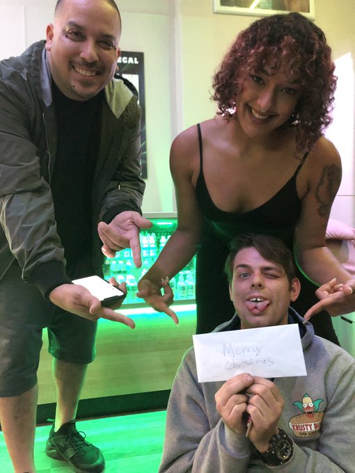 @JoeVargas Team effort! @BuyLegaIMeds https://t.co/hXZ3C4AGBP<a class="tags" target="_blank" title="On Twitter" href="/?out=eyJ0eXAiOiJKV1QiLCJhbGciOiJIUzUxMiJ9.eyJpYXQiOjE3MjIzMzUyMzksImlzcyI6InR3cG9ybnN0YXJzLmNvbSIsIm5iZiI6MTcyMjMzNTIzOSwiZXhwIjoxNzUzODcxMjM5LCJyZWRpcmVjdF91cmwiOiJodHRwczovL3R3aXR0ZXIuY29tL0pvZVZhcmdhcyJ9.eJEjU93wywP_UInWFE0sfbdqDDhRRfCZwffewKyxI2B5e55O4WPtBhAkH_TL6bGb2XLo-shrxWkYOBx0IDJ0mQ">@JoeVargas</a><a class="tags" target="_blank" title="On Twitter" href="/?out=eyJ0eXAiOiJKV1QiLCJhbGciOiJIUzUxMiJ9.eyJpYXQiOjE3MjIzMzUyMzksImlzcyI6InR3cG9ybnN0YXJzLmNvbSIsIm5iZiI6MTcyMjMzNTIzOSwiZXhwIjoxNzUzODcxMjM5LCJyZWRpcmVjdF91cmwiOiJodHRwczovL3R3aXR0ZXIuY29tL0J1eUxlZ2FJTWVkcyJ9.fll2mHVMTMdIOWg1WmBSiwPd_bAeTZuUNk-xO7OETWyaPot0fMauKnATdYcAg19az5TTv8j6o-NUD7yvOPj-mA">@BuyLegaIMeds</a><a href="/tag/newprofilepic"class="tags"><span>#newprofilepic</span></a>