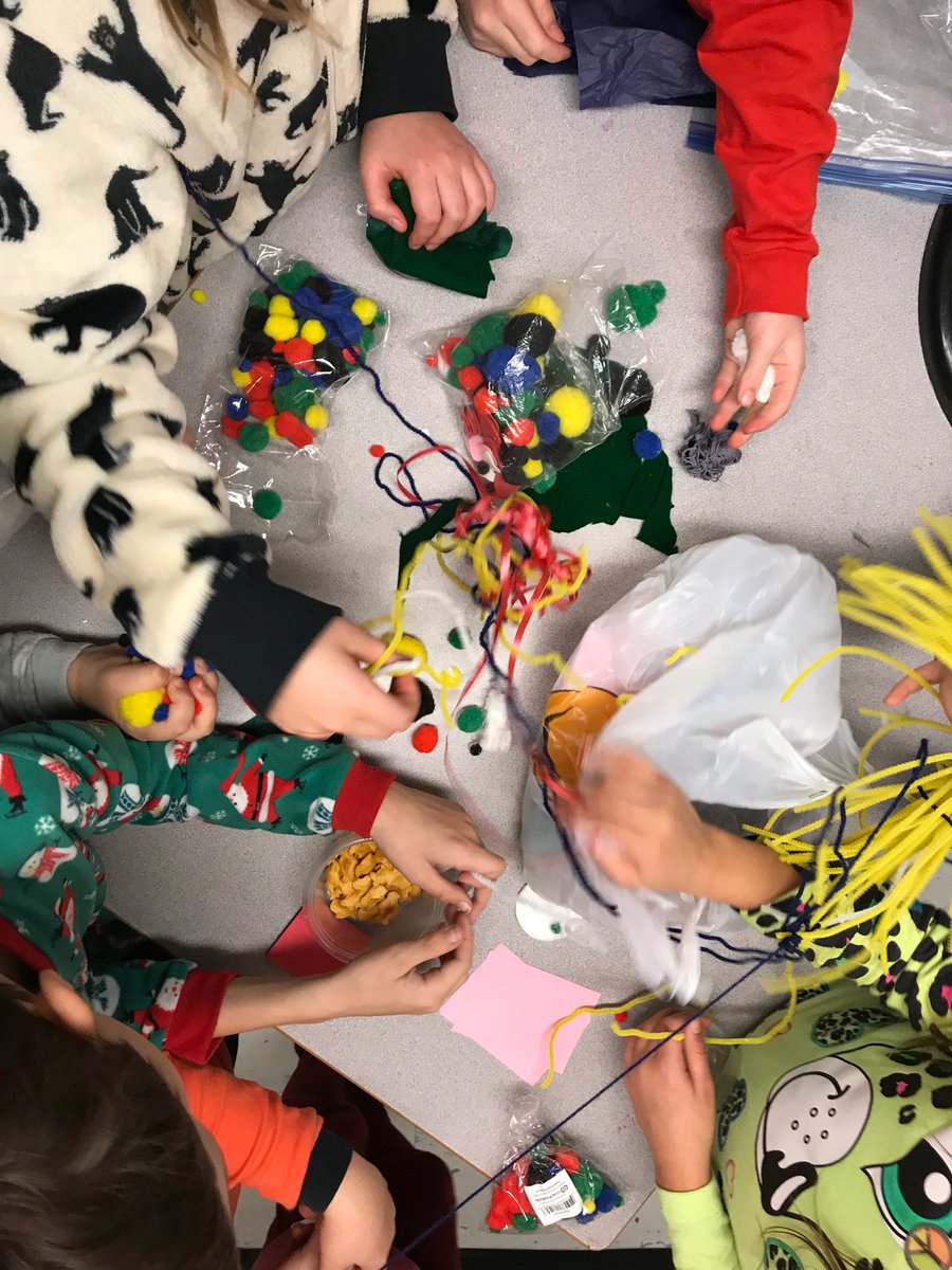 CYoungTeacher's tweet image. Sending them off on their holidays with a stem challenge: How to get the bell 🔔 not to ring in their ornament #howmightwe #designinnovators  #stemchallenge #collaboration #criticalthinking @BGCDSB @STA_Kincardine