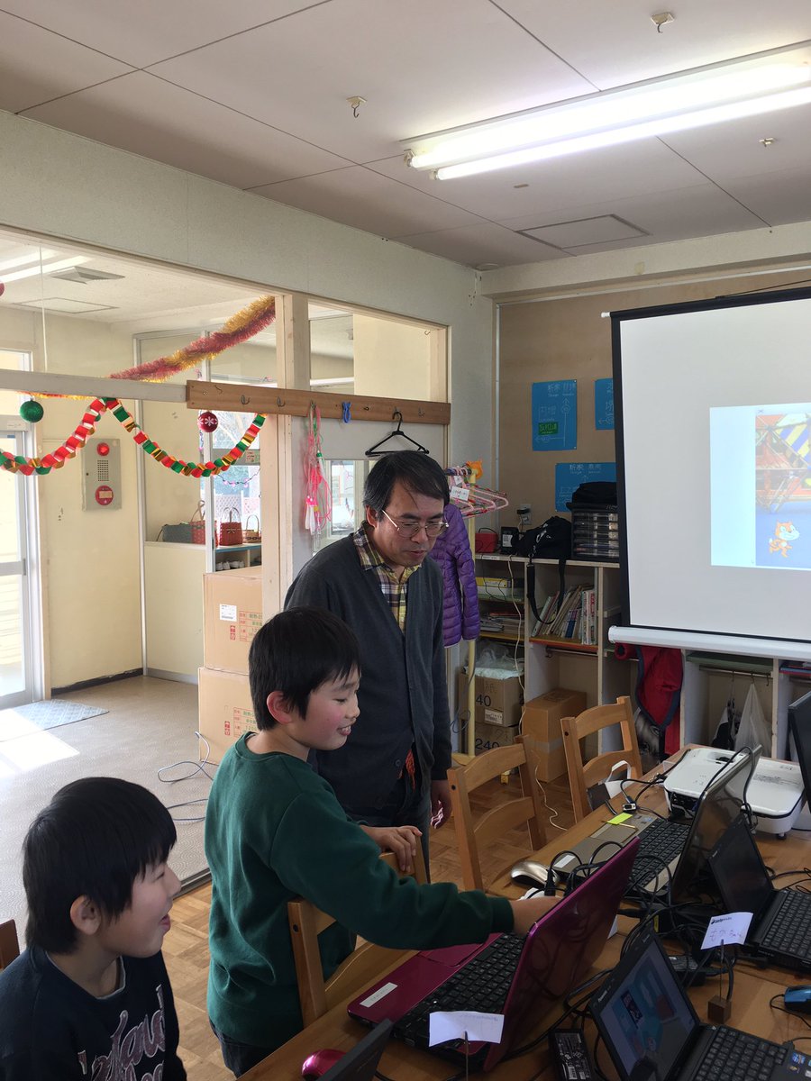 CoderdojoSennan's tweet image. 2番目、りくくん 猫逃げ改良版、なんか、1秒ストップするらしい...