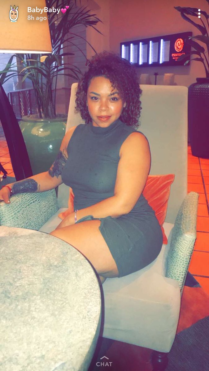 crystallovelyp's tweet photo. #MiamiBeach #top4of2018 #curlyhair #dope #heart #PaulyDPositivity #PrettyWoman I May not be the prettiest but I’m #loyal #real #Genuine #ghettomodel #lmao https://t.co/h1nMeDCzt6