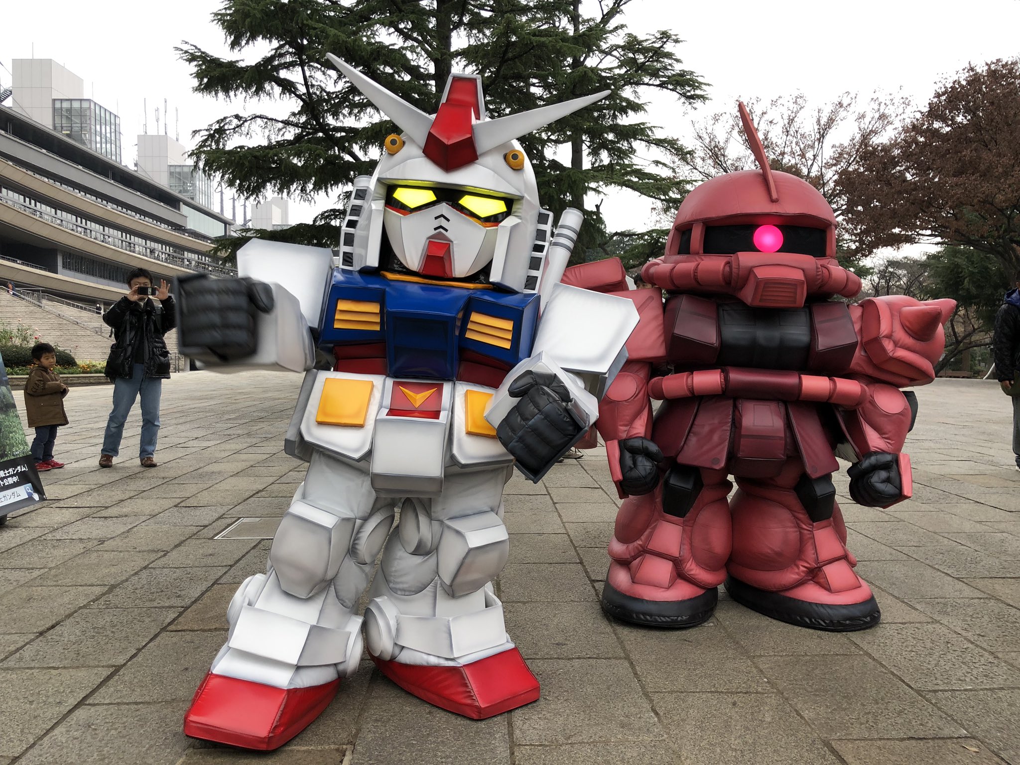 Twitter 上的 えむえむ Jra有馬記念と機動戦士ガンダムのコラボ企画 有馬戦士ガンダム 開催中の東京競馬場にsdガンダムとsdシャア専用ザクが登場しました 有馬戦士ガンダム ガンダム T Co Echqb1asph Twitter Twitter 上的 えむえむ Jra有馬記念と機動戦士ガンダムのコラボ企画 有馬戦士ガンダム 開催中の東京競馬場にsdガンダムとsdシャア専用ザクが登場しました 有馬戦士ガンダム ガンダム T Co Echqb1asph Twitter