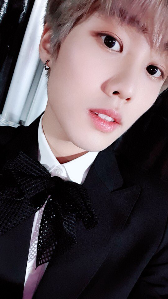 WE_THE_BOYZ's tweet image. 더비 오늘 든든하게 먹어요!!! Make sure to eat lots and stay full 🍦