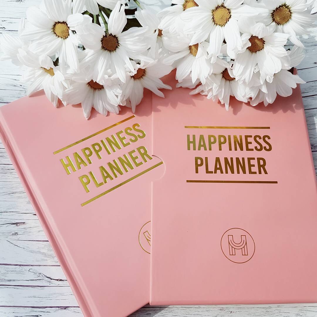 breakupbcau's tweet photo. GIVEAWAY TIME! x2 lucky ladies have the chance to win a happiness planner 🌸 
All you have to do to enter is:
1. Follow us on Facebook/Instagram 
2. Tag a friend in the comments below
Its that easy!
The winners will be drawn January 1st 2019 💗
#breakupbootcamp https://t.co/7rPunTglVC