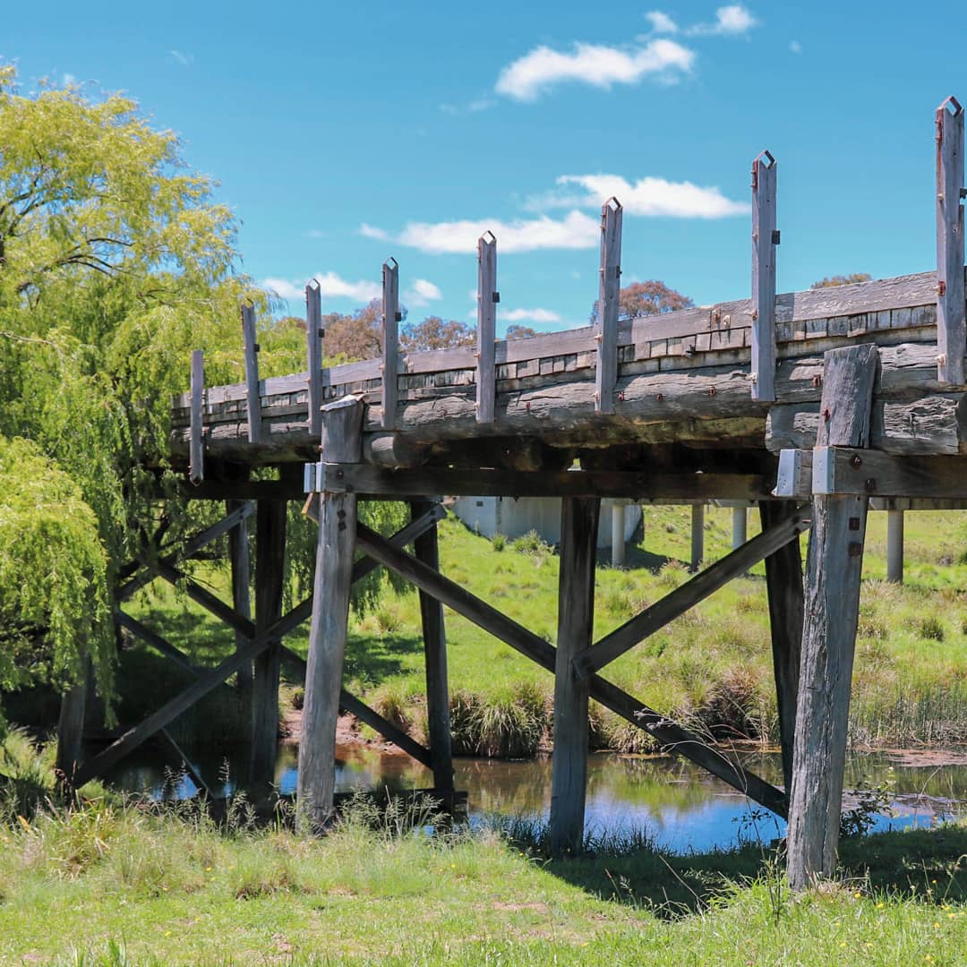 AngeMac1972's tweet photo. Love this old bridge over the Mann river #mannriver #bigskycountry #summeringlen #willowtrees https://t.co/GQfPWEOUbK