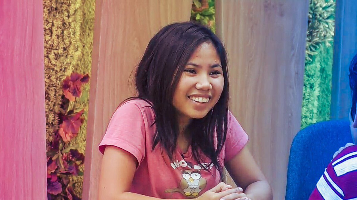 CrizaTaaOFC's tweet photo. ATTENTION: Team Criza! Her smile is the purest, let's also save Lie if she will be nominated tonight. Bffs? Bffs! 😍

BB LIE TO 2366 https://t.co/ktMxE1s22g