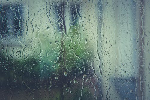 Nardport's tweet photo. Why rain always set a mood of remembering something or someone.
#Mood
#Missingmany😌😔 https://t.co/5w2XieIA60