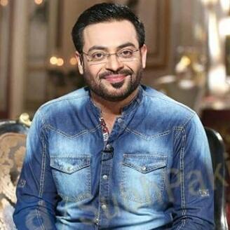 IamDuaa_'s tweet photo. یوں سڑتے نہ رہا کرو🔥🔥
کبھی خوش بھی ہوا کرو

(ڈاکٹر عامر لیاقت حسین)

😂☺😍😍❤
Bhaiya g #GoodSuggestion 👌👏💕
#LOVE ❤❤ 
@AamirLiaquat @TubaAtweets https://t.co/6fE4zepCv1