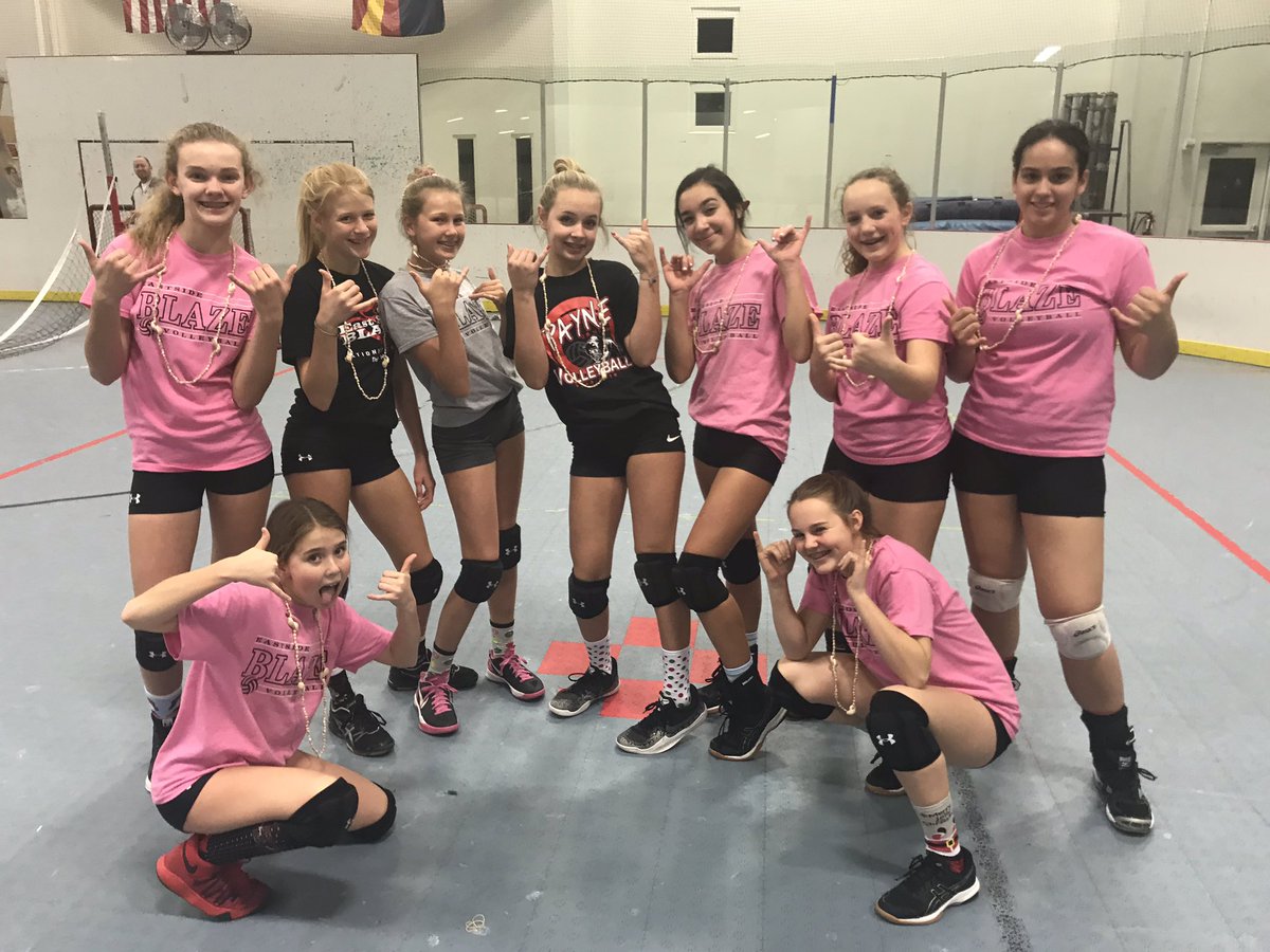 CoachRyan_vb's tweet photo. A few of my girls this year - this group, one of the most athletic group of 13 year olds you’ll find. Can’t wait to see what they can do this season. #shacka https://t.co/ioizoOmxpd