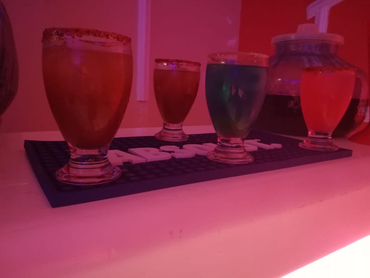 richavil's tweet photo. Acompañando a @BaruchEntonados
#Cocktail
#Coktel
Tamarindo fresh
Conga
Margarita gum https://t.co/PV7EzDLmKe