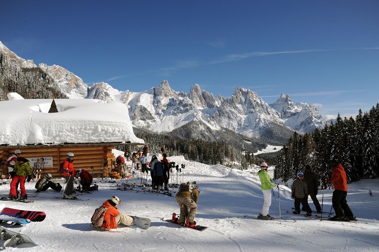 SonoitaliaInfo's tweet photo. Noch schneller erreicht man ab der #Wintersaison 2018-2019 die Pisten im #Skigebiet #San #Martino di #Castrozza–#Passo #Rolle in der Region #Trentino. https://t.co/xsWZCksuVD @VisitTrentino @visitsanmartino @CiaoNico https://t.co/Q6l8vvEDq7