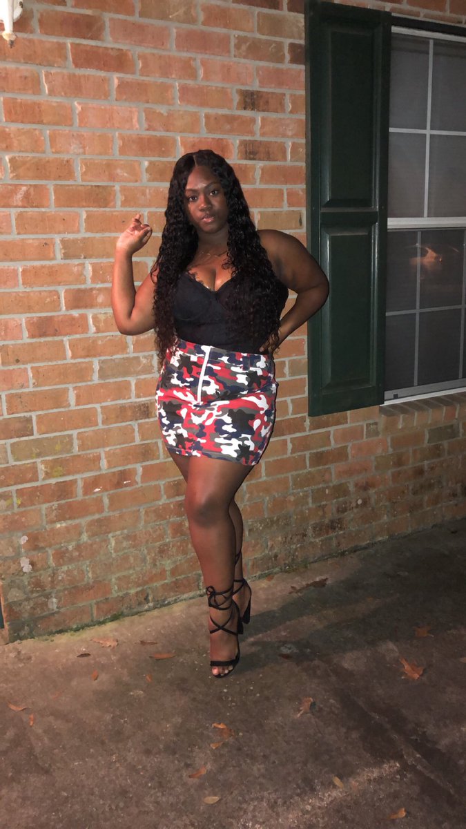 thatdamnkee's tweet photo. DON’T LET UP 😏 https://t.co/hDDkuFP16N