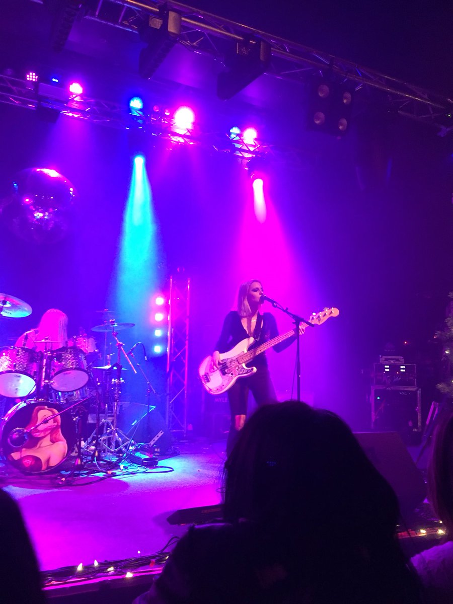 DrewDrewpreston's tweet photo. Wicked night at @ObriansEvents #CoorsEventCentre @ dirty garden kicked it off,  the chicks from @TheWolfeBand from PA fucking rocked it!!! @OneBadSon closed it out #LOUD whatta way to start my #Xmas #Holidays #rocknroll https://t.co/wVOZou0zv8
