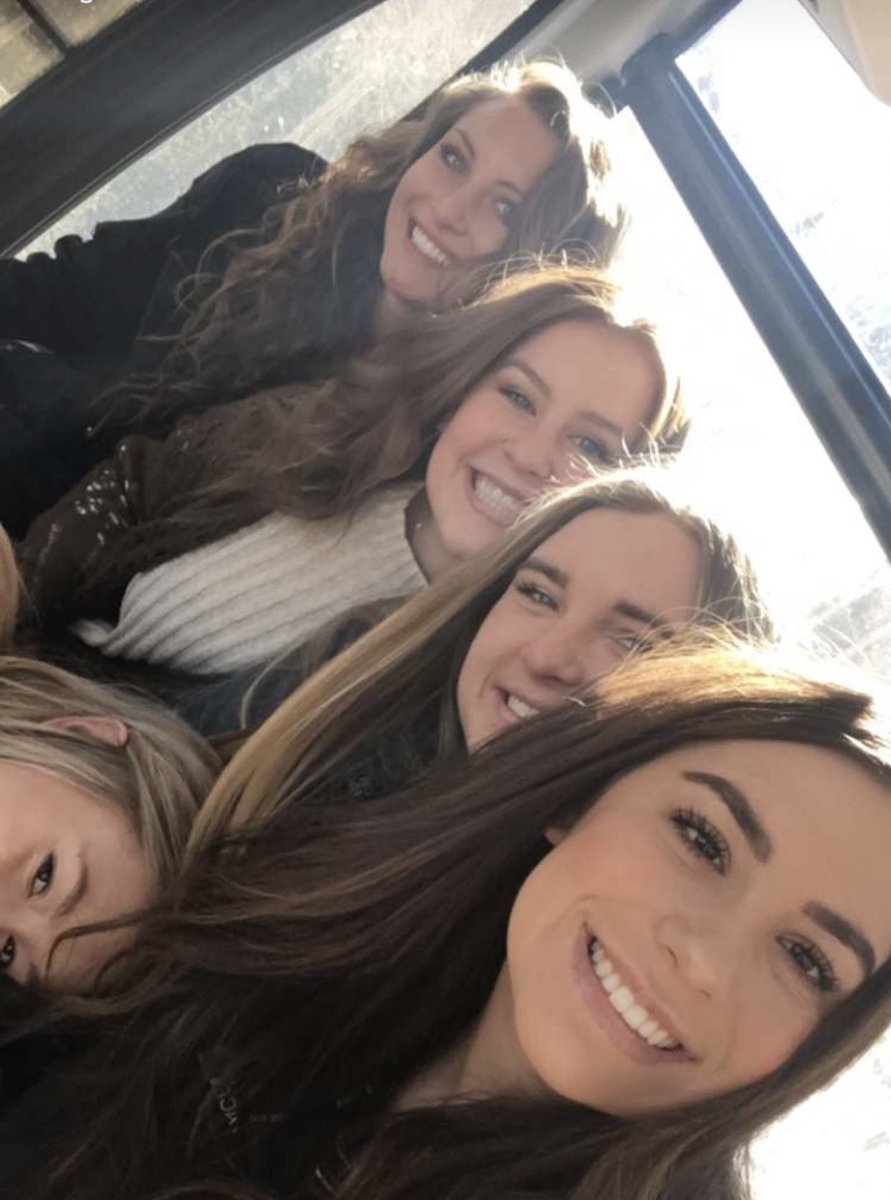 mae_brea's tweet photo. Love my girls♥️ https://t.co/qpojInVPCG