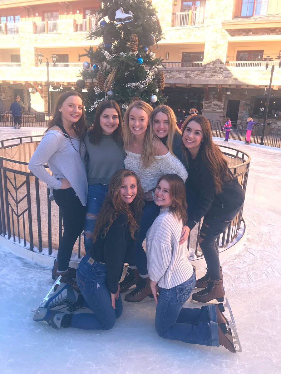 mae_brea's tweet photo. Love my girls♥️ https://t.co/qpojInVPCG