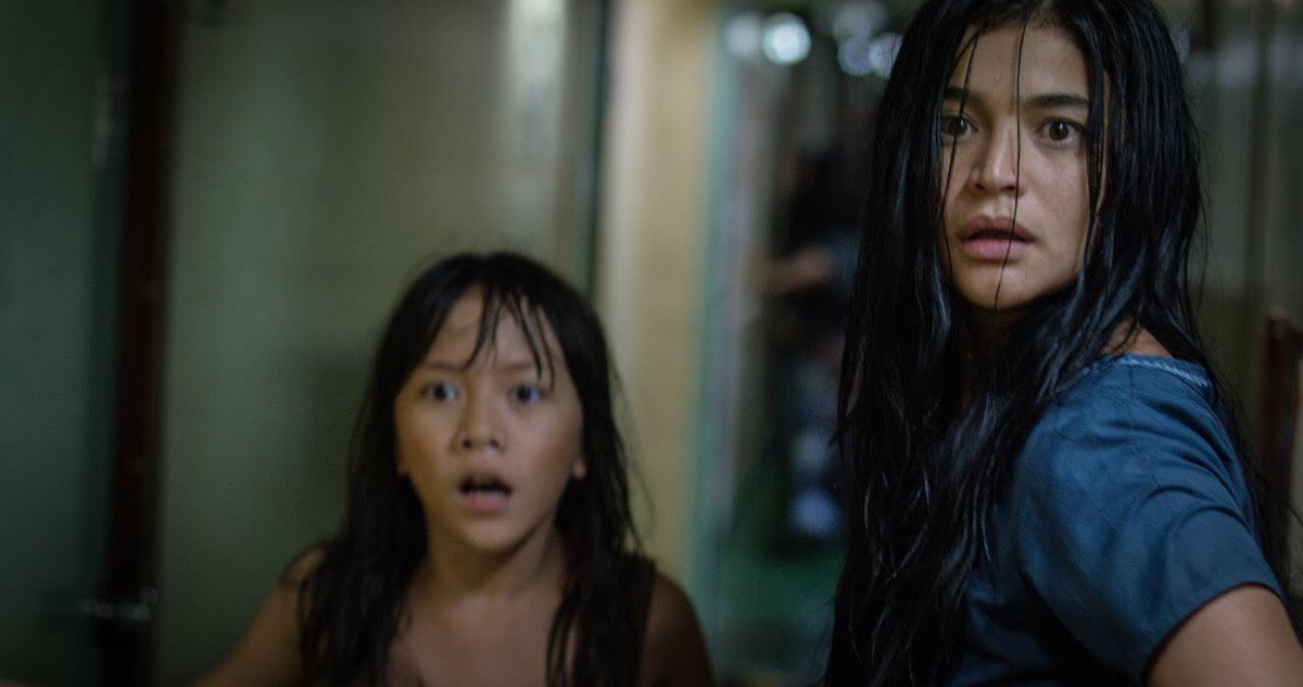 annecurtissmith's tweet image. #SHOOKT

Hindi lang BARKONG AURORA ang lumubog....

PATI FLOAT!!!!! D pa kami nakakaalis! 😱🛳