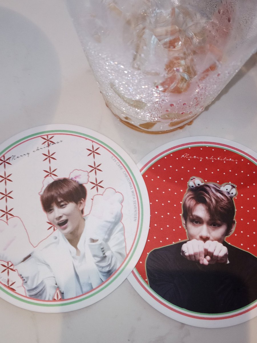 S0NATIINE's tweet photo. i have a jun and jeonghan coaster wtt for a hoshi or woozi! 💞 #526XMAS https://t.co/Qt6uaE0ck9