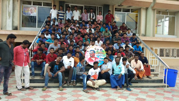 View image on Twitter