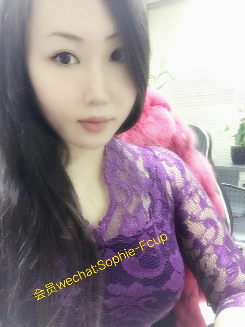 来啦，老弟 #黑丝 #巨乳 https://t.co/xLQ40MOJc3