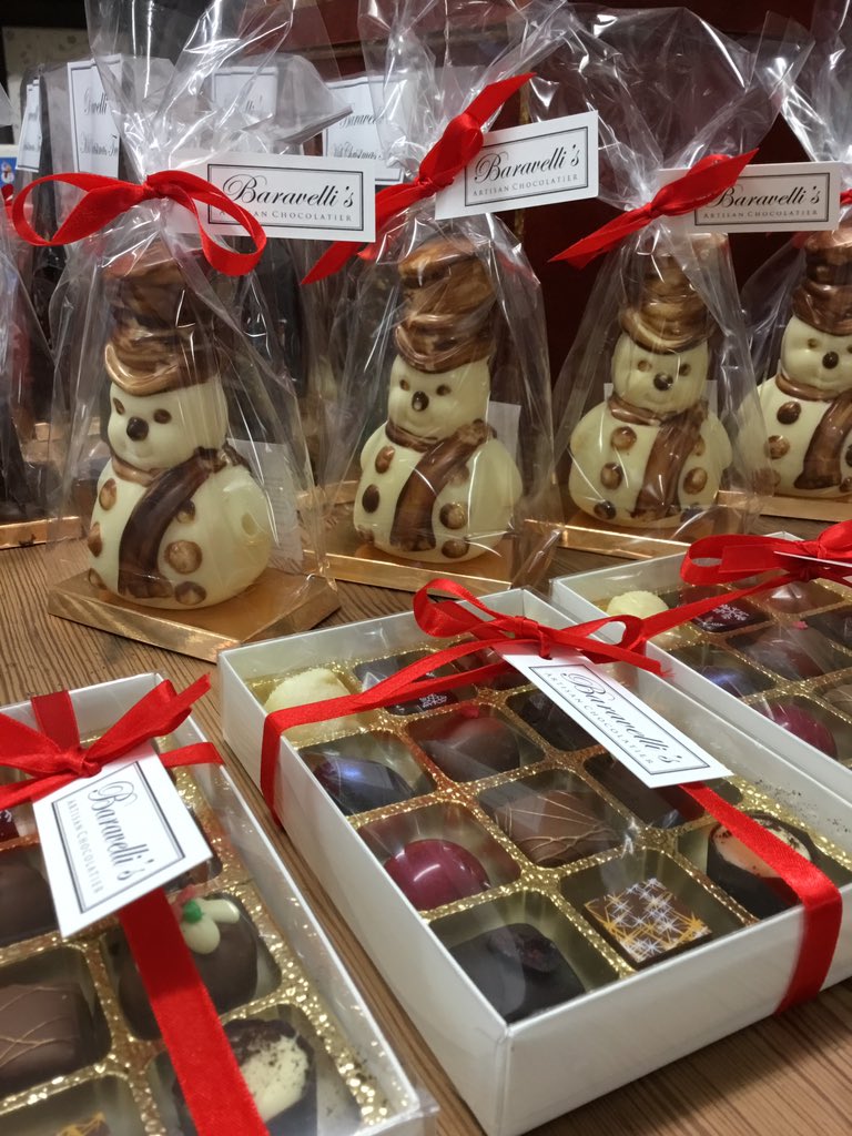 Ty Nook is open from 11am til 4pm today and 10am until 3pm on Christmas Eve. For all your last minute gifts in #Llangollen #ChristmasCovered #giftideas #lastminutegifts