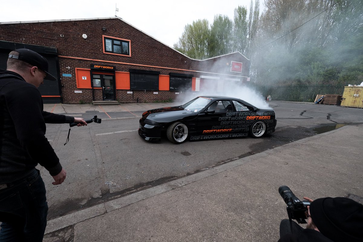 driftworks's tweet photo. BTS with @Tessa_Whittock #TeamDriftworks #Driftwork #HSD #CS2 #Geomaster #WorkWheels @WorkWheelsJapan https://t.co/tK5zUSZdxT